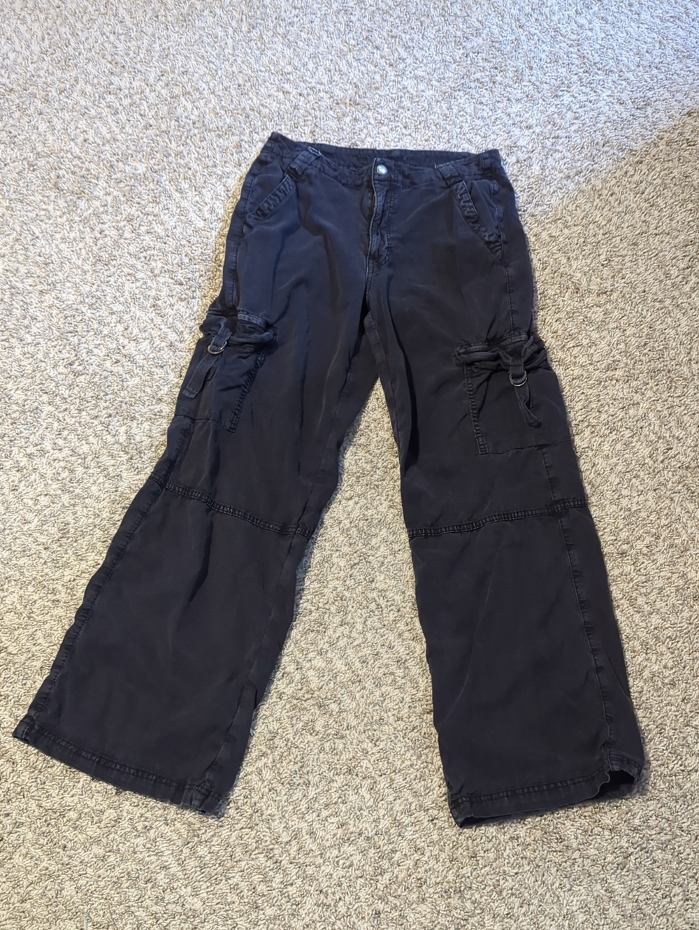 American Eagle Baggy Wide Leg Cargo Pants Black Stretch Size 4 Short